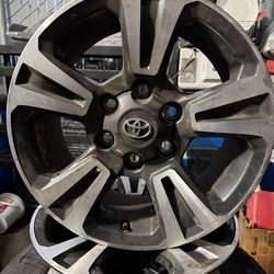 Toyota Tacoma wheels OE