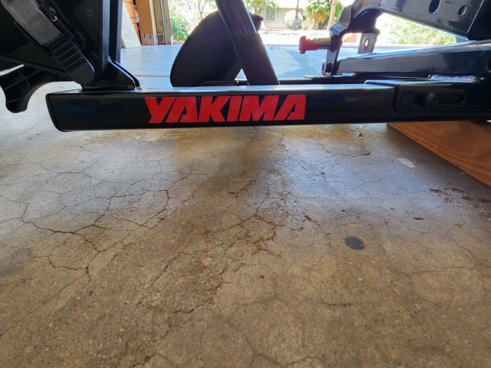 Yakima 2 Bike Stand Up Rack 