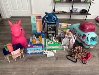 Kid toys stitch, lol glamper, claw machine, mini verse kitchen, mini mart, mini store, doll locker & desk, lol dolls, pony & purses