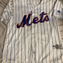 Kids N.Y. Mets Baseball Jersey Size Medium ( Ages 7-10ths)