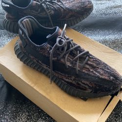 All Black Yeezys Sz 11 1/2 With Box