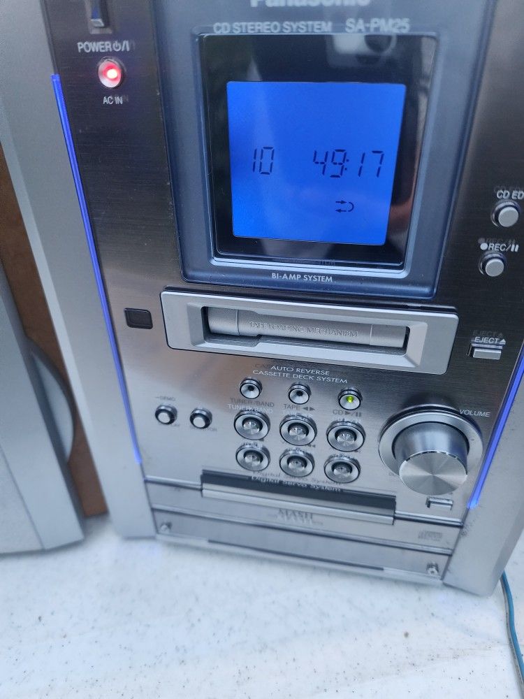 VINTAGE Panasonic SA-PM25 CD Stereo System & Speakers , CD AND TAPE PLAYER, EXCELLENT WORKING CONDITION,