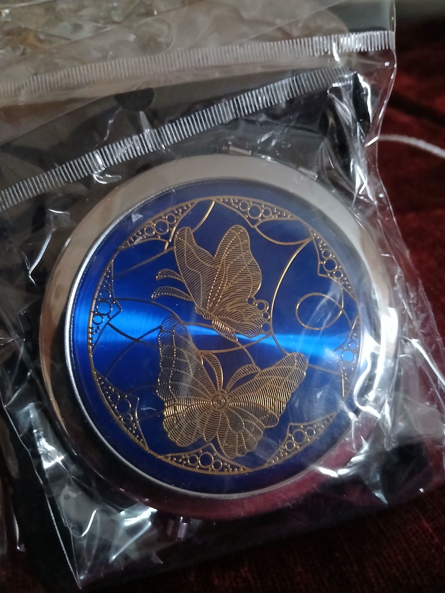 Compact Mirror