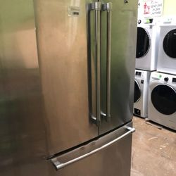 Maytag MFFDEM 25.2-cu ft French Door Refrigerator