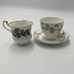 Lot 2 Vintage Bone China Cups & Saucer Queens Yuletide Old Royal England