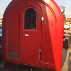 Food Trailer 