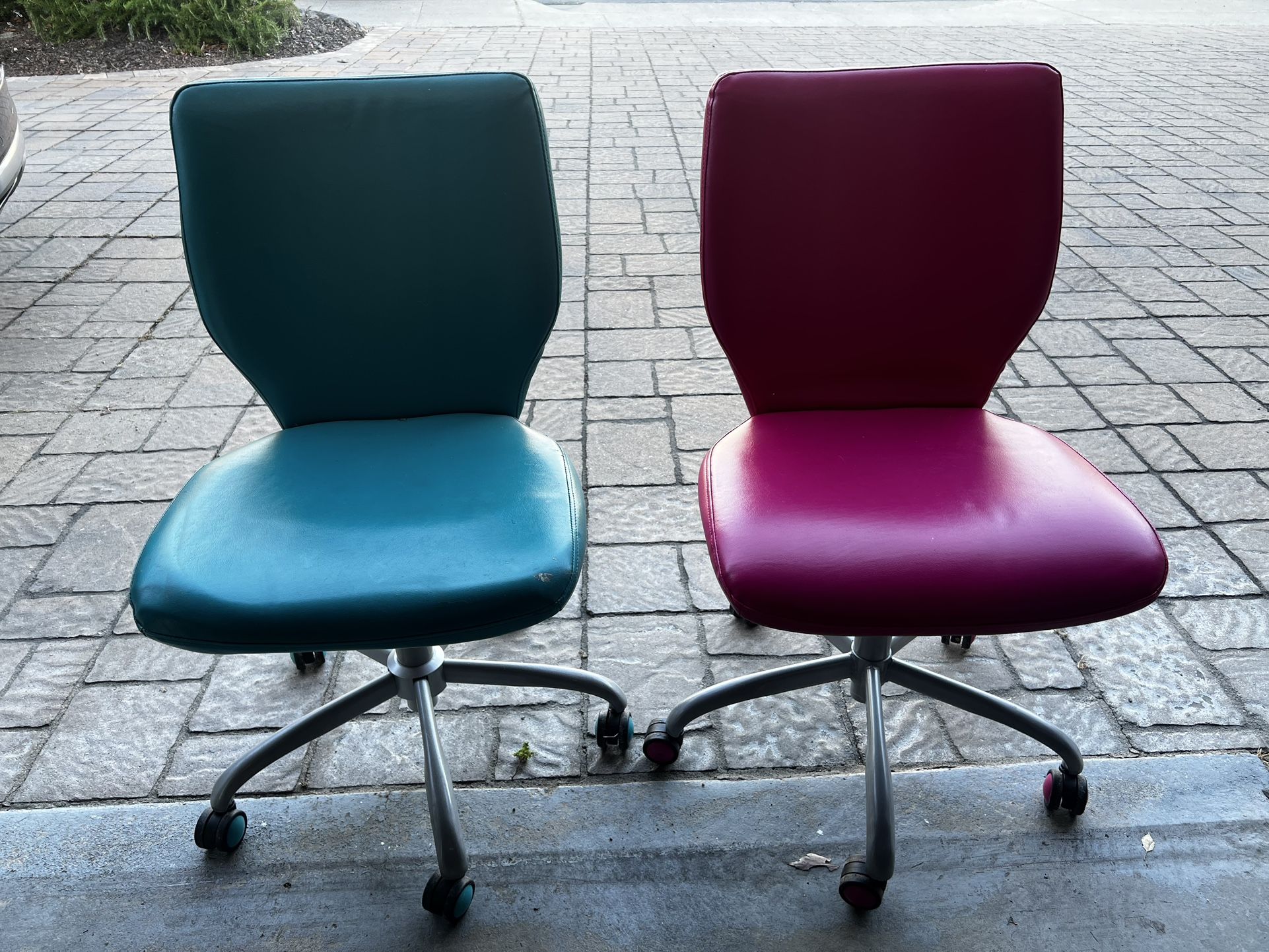 Desk Chairs