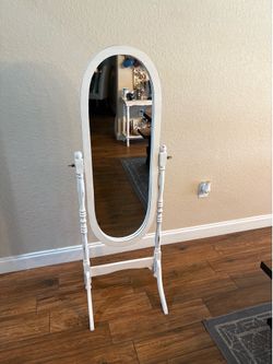Farmhouse Chavel freestanding mirror