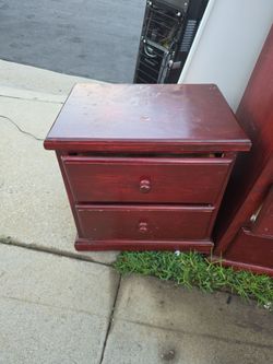 Dresser and night stand FREE