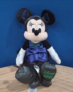 Disney Store Minnie Mouse Halloween 2022 Bat Plush 16" tall