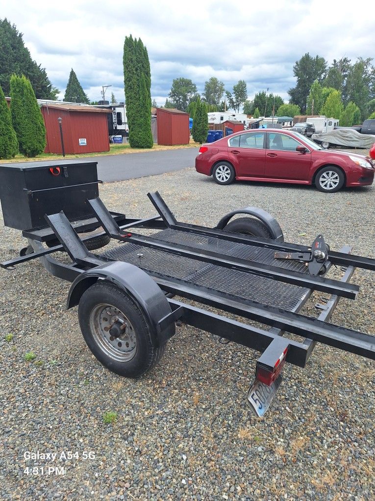 NICE MOTORCYCLE TRAILER FOR SALE
