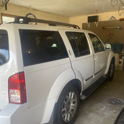 2011 Nissan Pathfinder