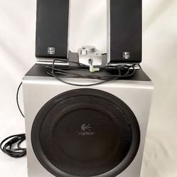 Logitech Speakers W/Subwoofer
