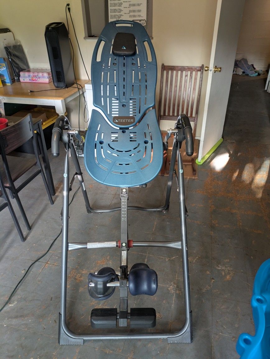 Teeter Inversion Table