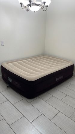 Air Mattress - Queen 20”