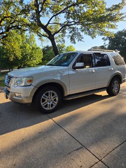2010 Ford Explorer