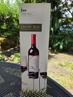 Picnic Stix Holder for Wine Bottle/Glasses