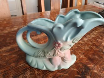 Vintage Hull Vase