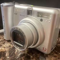 Canon A75 Digital Camera 