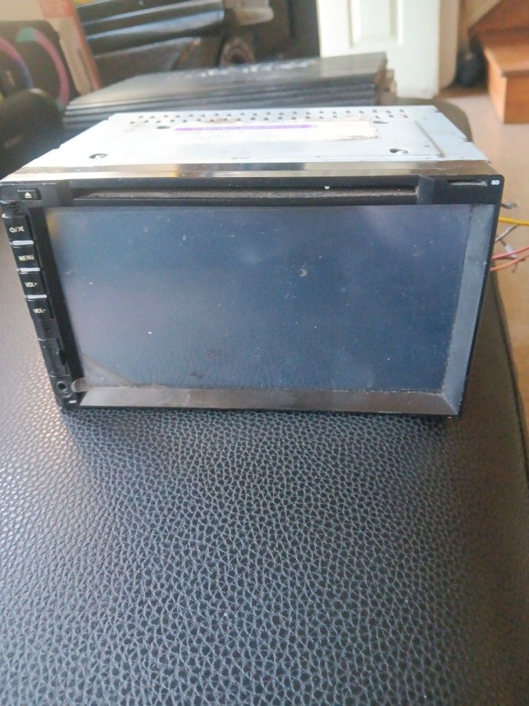 STEREO Rohs......Bluetooth CD USB AM FM