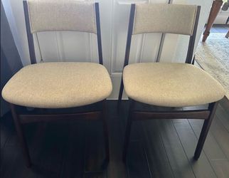 Excellent condition, side chairs