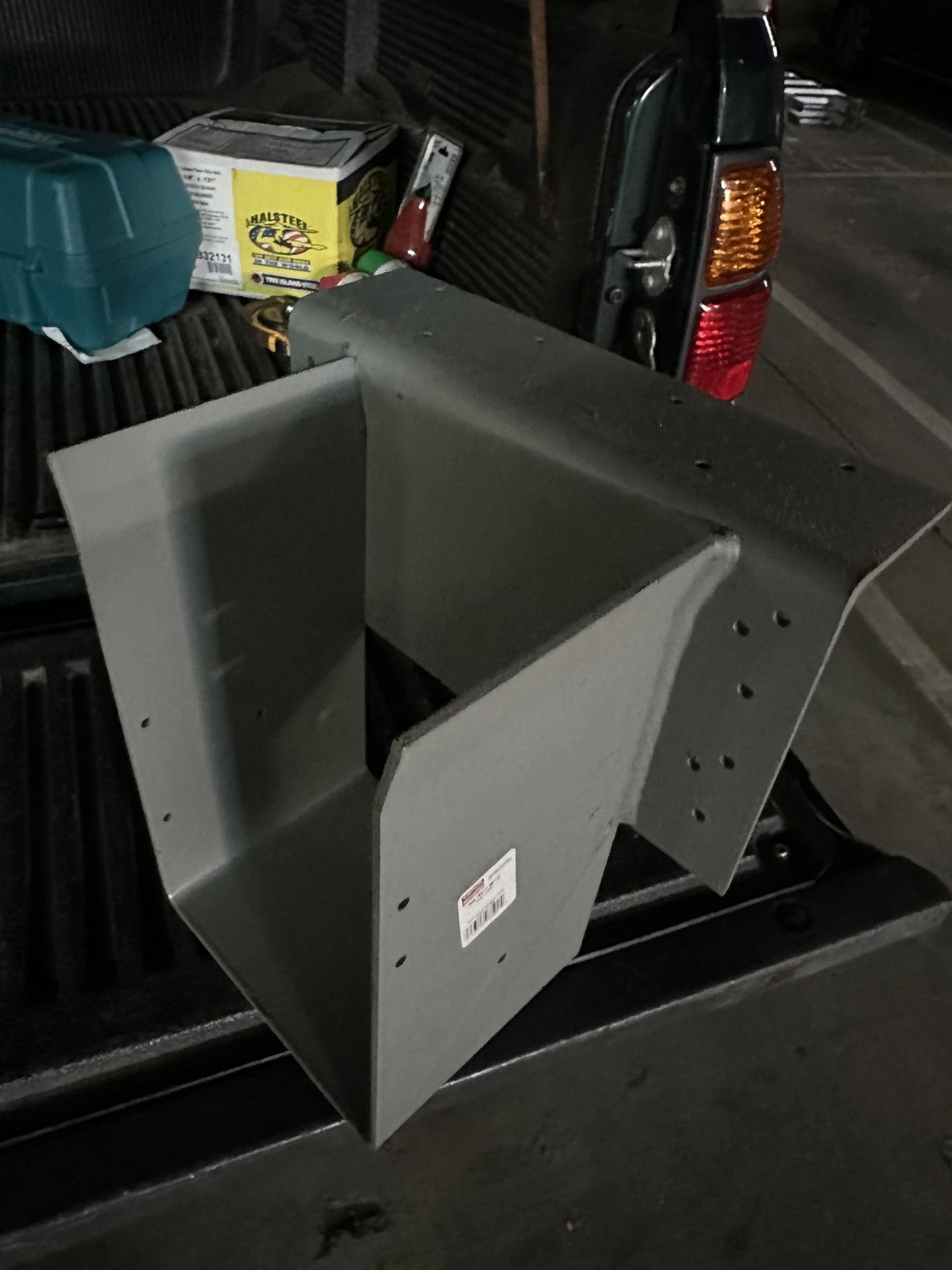 HGLT Hanger For 7inch By 12” Beam.