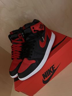 Jordan 1 OG Satin Bred