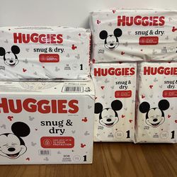 Huggies Size 1 Diapers: Total 260 Snug & Dry Diapers 