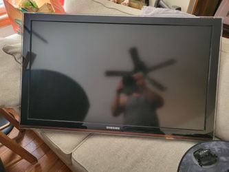 Samsung Flat Screen TV