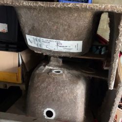 New White Regular RH Bath Tubs