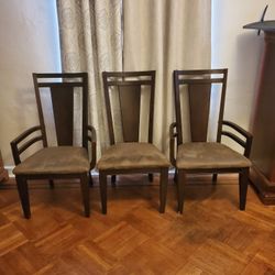 Raymond & Flanigan Dining Set w/Buffet & Hutch