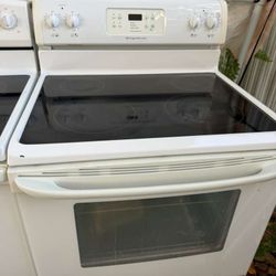 Frigidaire Stove 