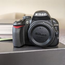 Nikon D3100 Camera 