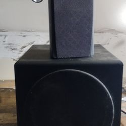 KLH Basebite 5 And Cambridge Soundworks MC 150 Speaker System Great Kick Ass Sound