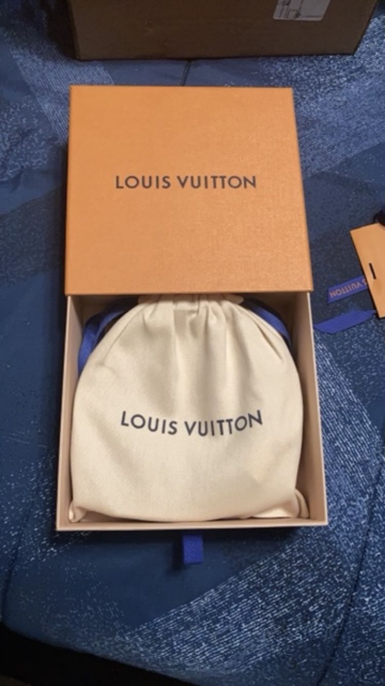 Louis Vuitton Belt for Sale in Lawrenceville, GA - OfferUp