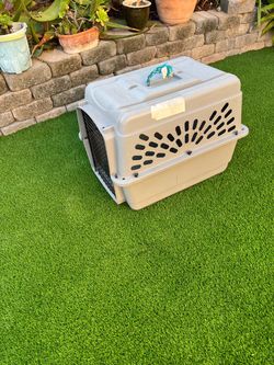 Dog carrier