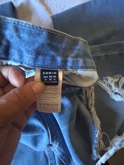SHEIN Distressed Denim Jeans Size M
