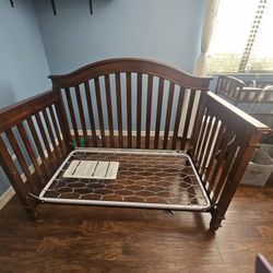 2 In 1 Brown Crib 