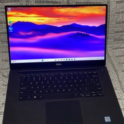 Dell Precision 5530 Laptop 15.6 4K Touch Xeon E-2176M, Quadro P2000, 16GB RAM, 1TB SSD Win11