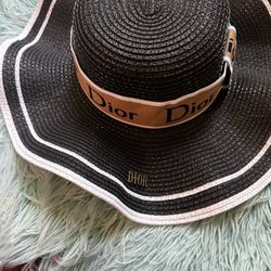 Fancy black hat