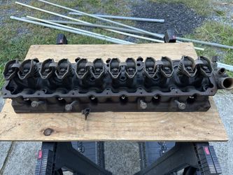 Jeep 4.0 Cylinder Head