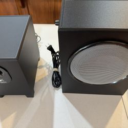 Logitech X-530 Speaker Set With Subwoofer