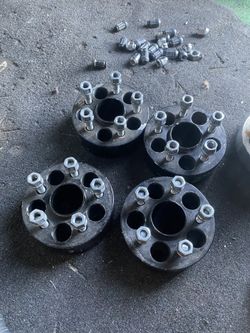 (4) 2” 5x100 (w/ lug nuts)