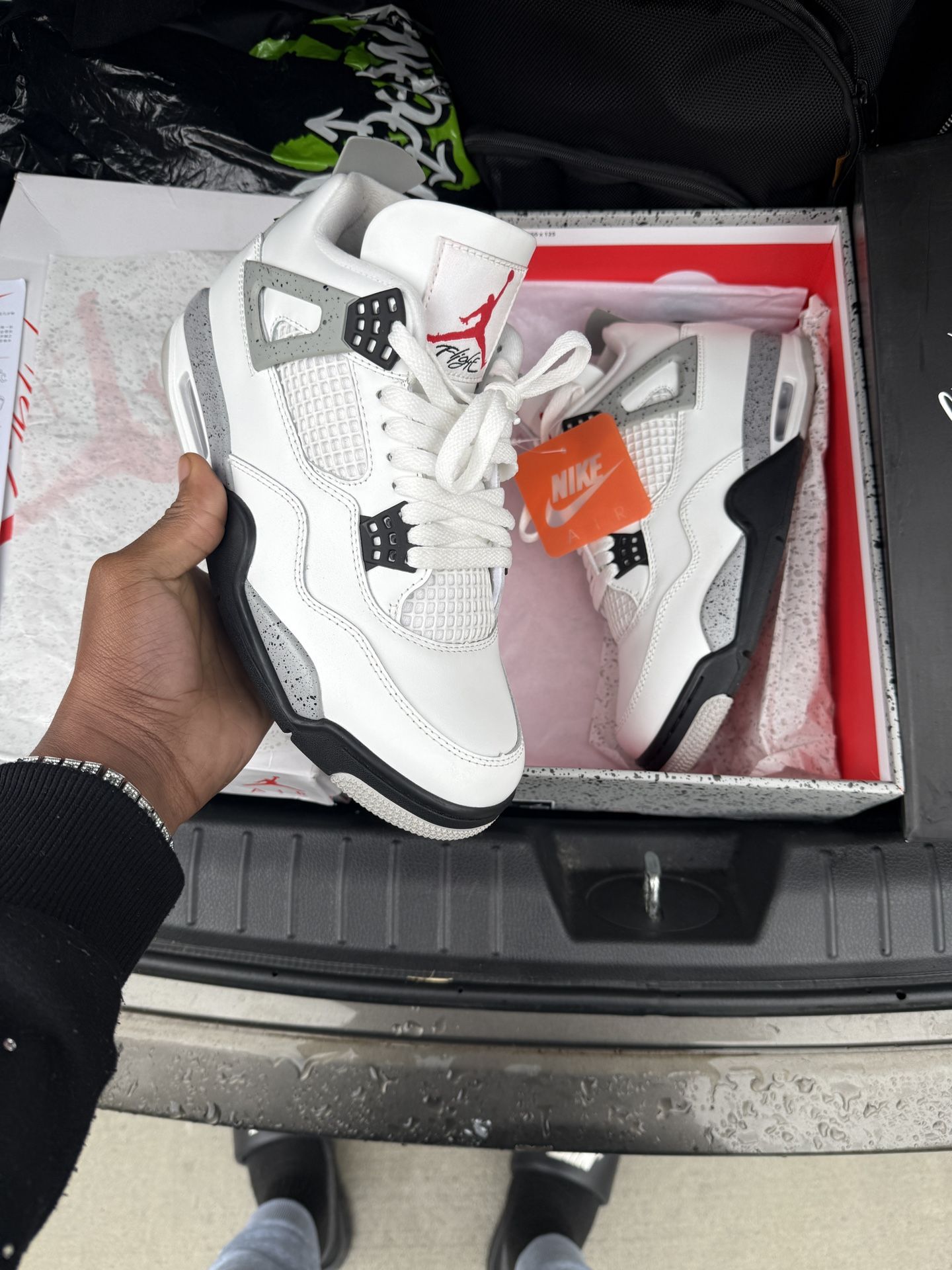 Jordan 4 Cement 