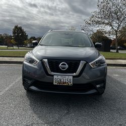 2020 Nissan Kicks