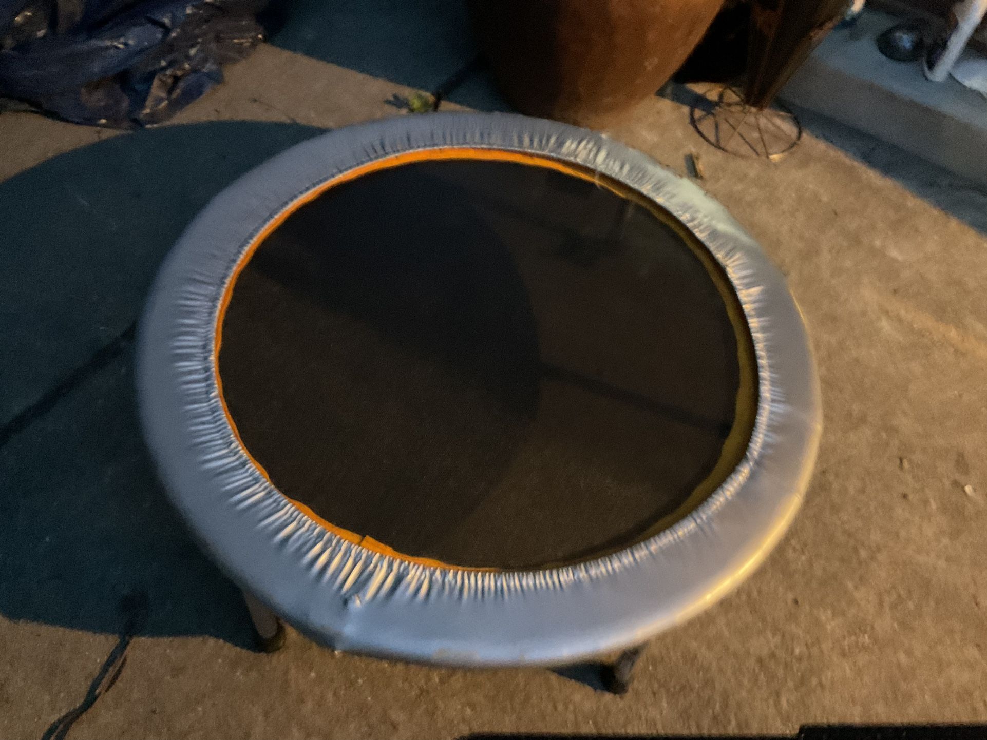 A Good Trampoline 36 Diameter, In Very Good Conditions (NO SHIPPING)