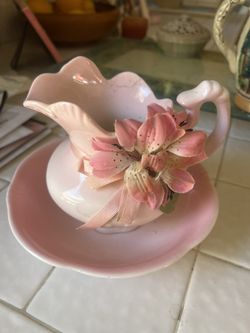 Water Pitcher With Bowl