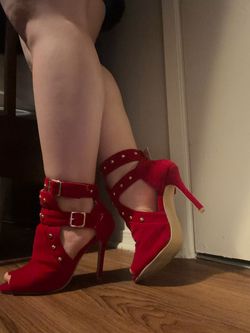 Red stiletto heels size 8