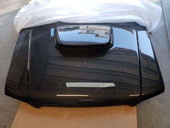 2001 Subaru forester VIS CARBON HOOD WITH SCOOP