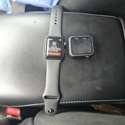 Apple Watch Series 3 + Cover